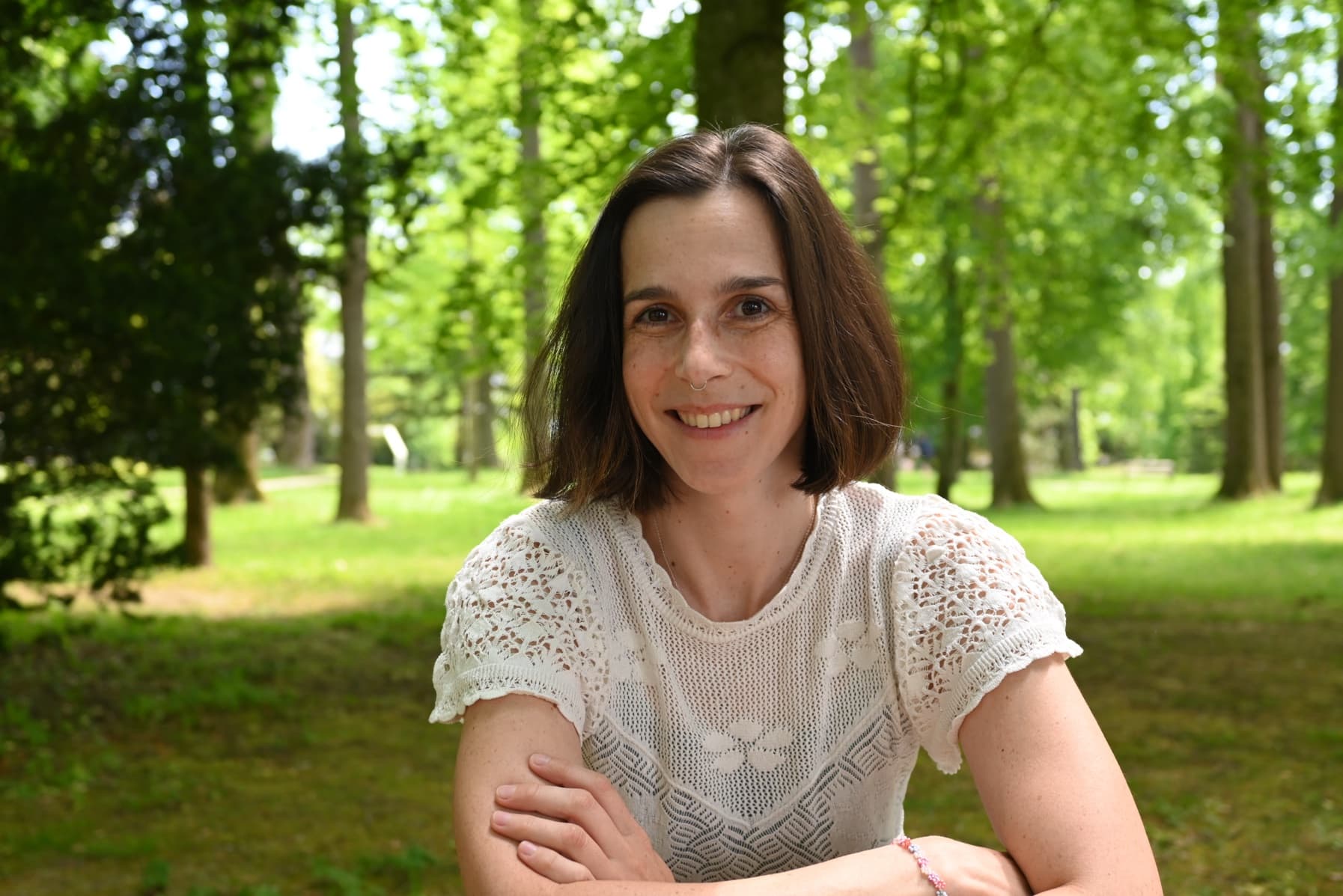 Katharina Wendl, systemic psychotherapist, in park